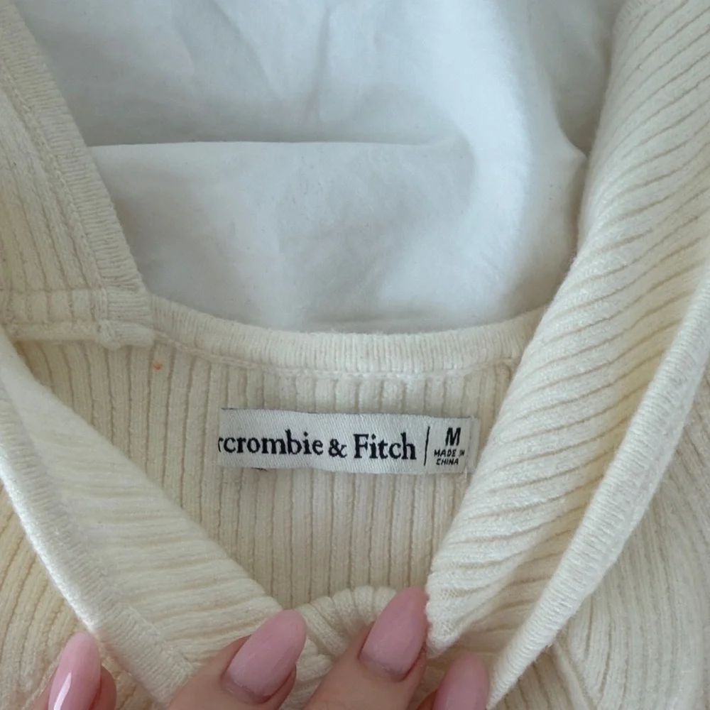 Abercrombie & Fitch Cream Shapewear Bodysuit - Picture 2 of 3